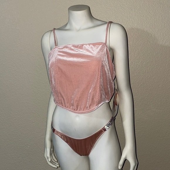 Blush Velvet Tank Top w Pearl Back straps Velvet Crop Top Tank Top Rare Sexy 🆕 - Picture 7 of 11